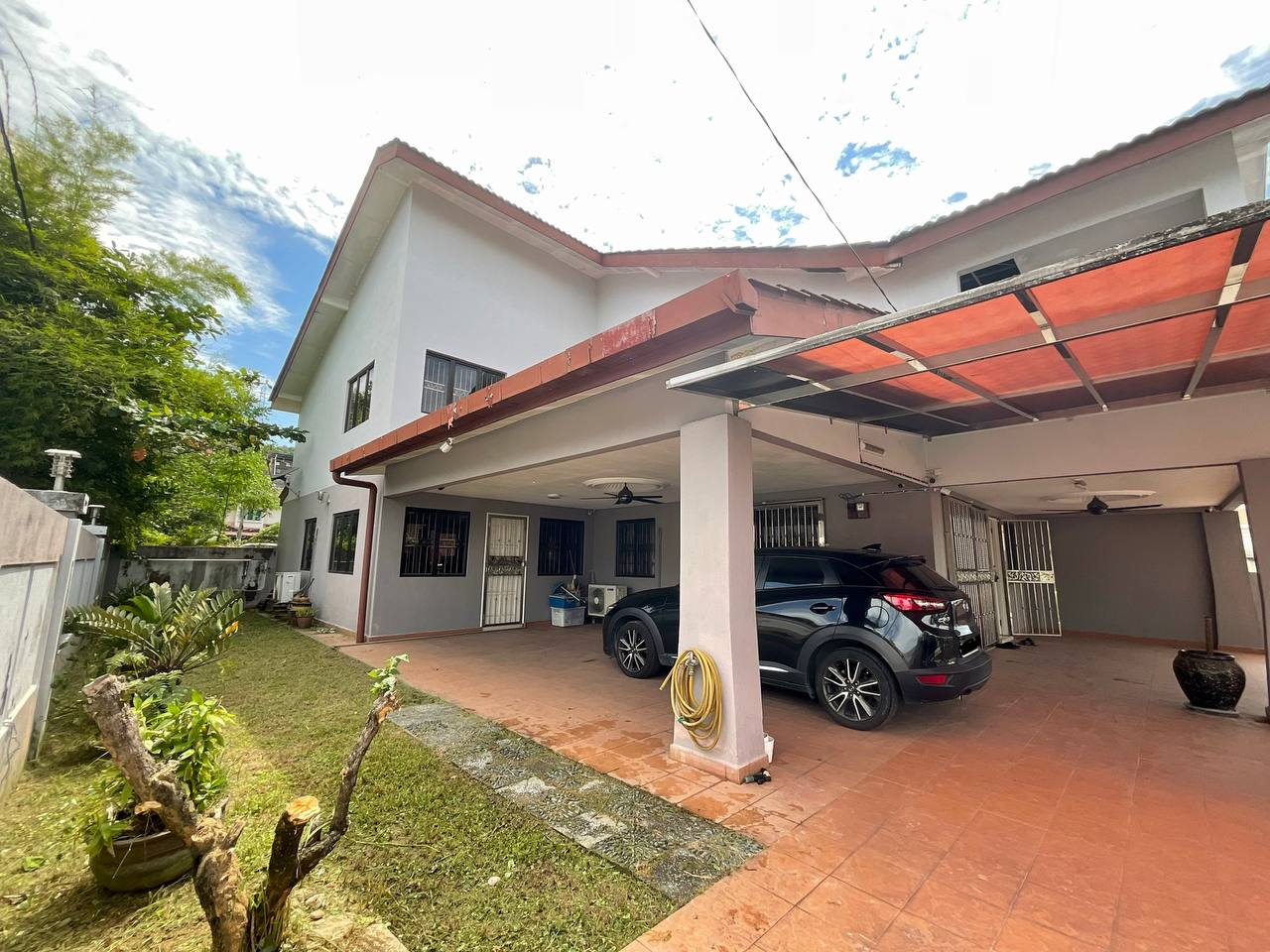 Full Reno Partly Furnish 2 Stry House Batu Caves