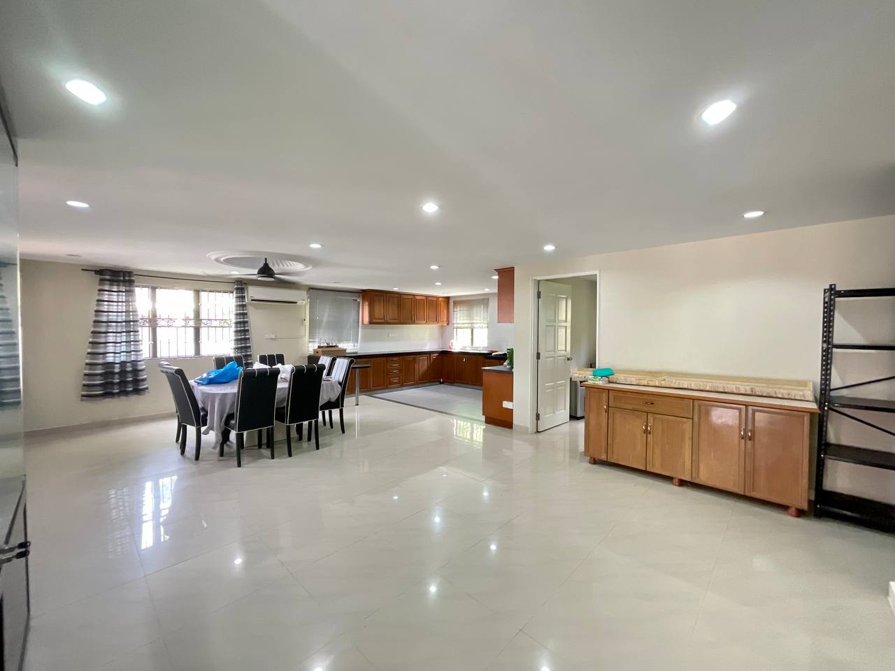 Full Reno Partly Furnish 2 Stry House Batu Caves - photo 4