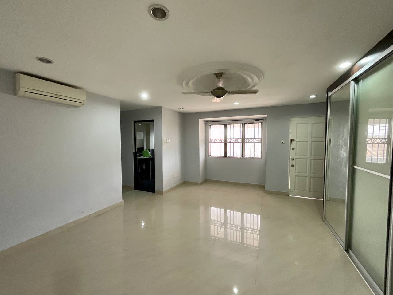 Full Reno Partly Furnish 2 Stry House Batu Caves - photo 5