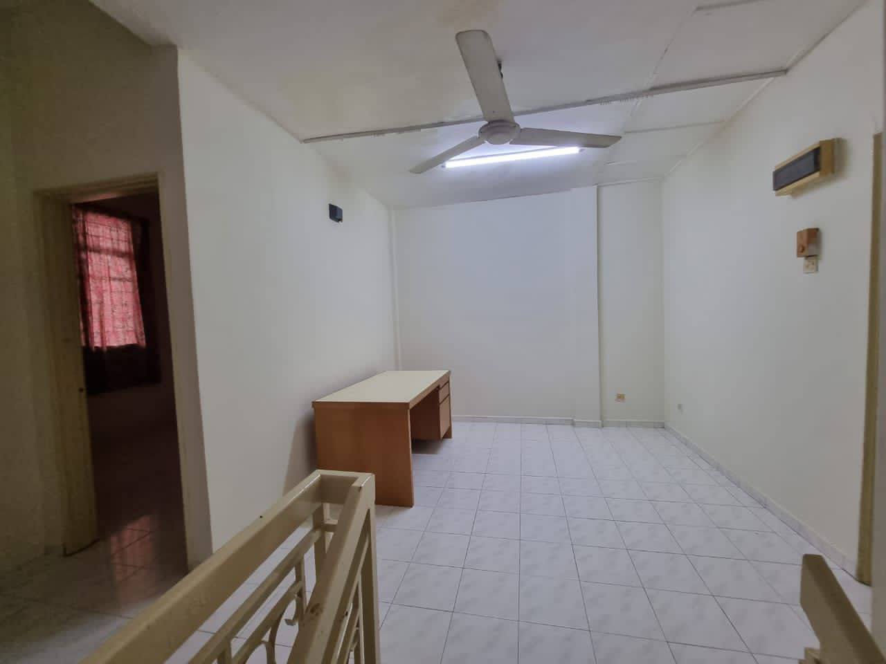 Taman Desa Melati 2, Bandar Baru Nilai - photo 9