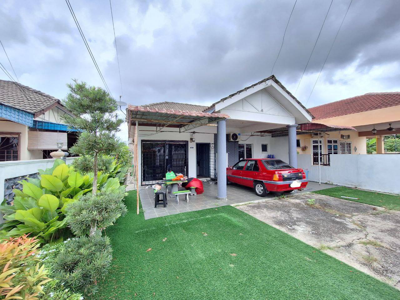 SEMI D SETINGKAT, Taman Pinang Gading, Sikamat, SE - photo 8