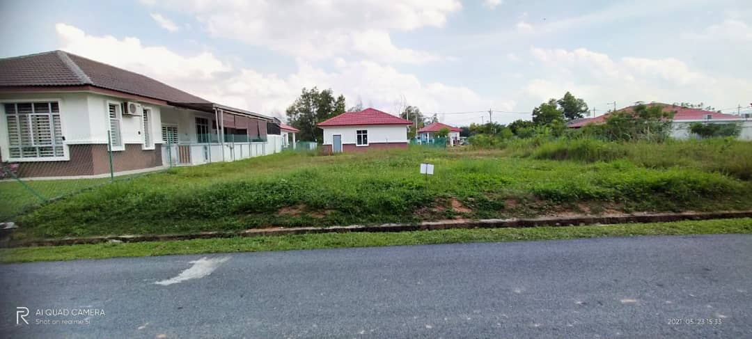 BANGALOW LOT MAHKOTA HILLS, LENGGENG