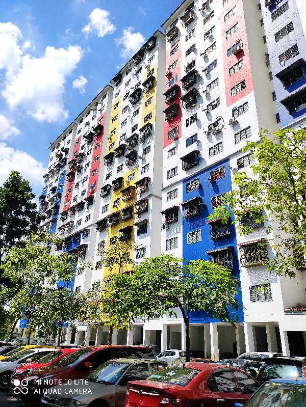 Pangsapuri Desa Tasik 6B Sg Besi