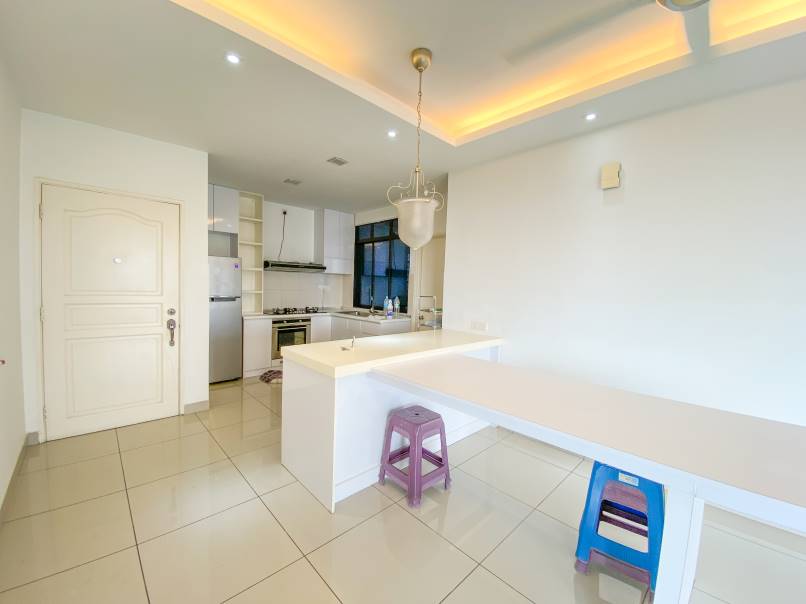 CORNER UNIT OF ONE DAMANSARA CONDO FOR SALE - photo 3