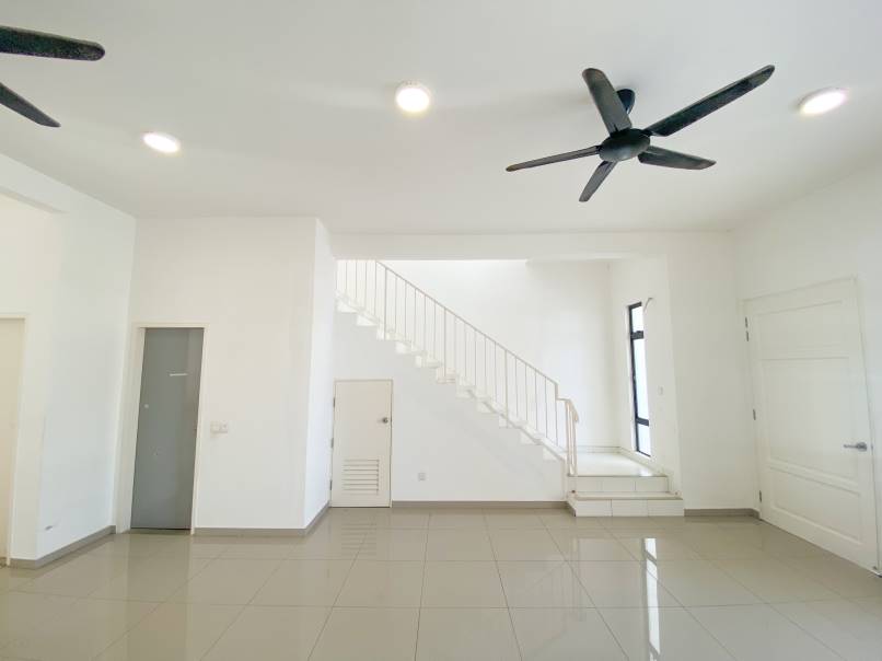 2 Storey Terrace Graham Garden For Sale - photo 3