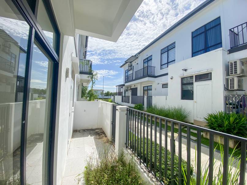 2 Storey Terrace Graham Garden For Sale - photo 8