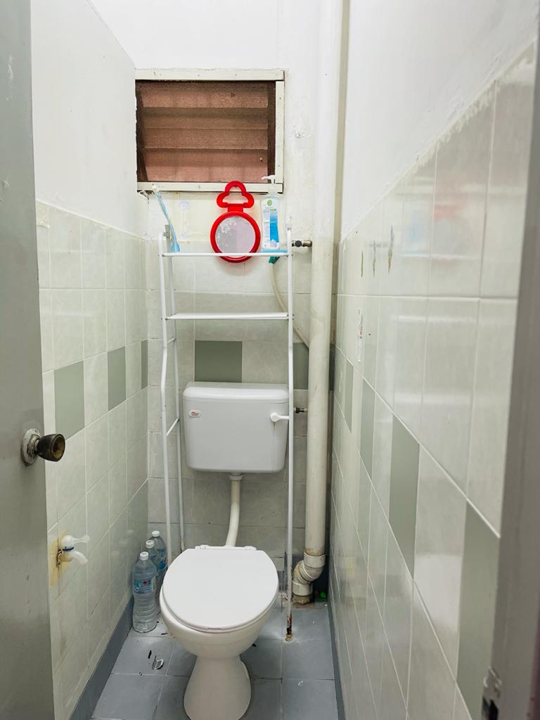FREEHOLD 1300 SQFT Single Storey Bandar Kinrara - photo 5