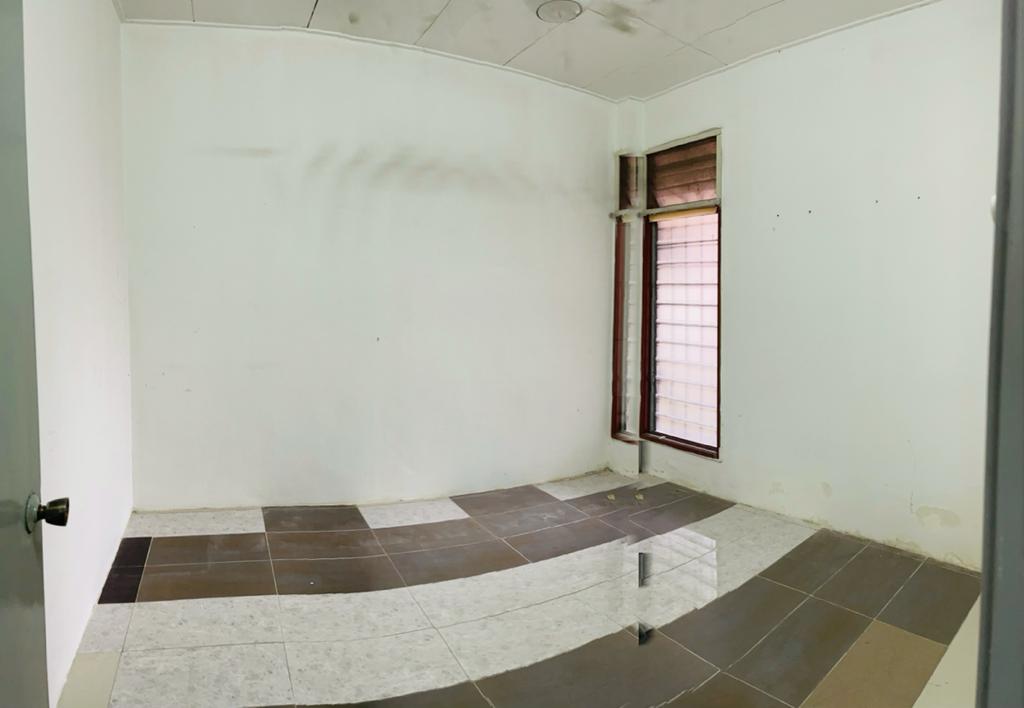 FREEHOLD 1300 SQFT Single Storey Bandar Kinrara - photo 9
