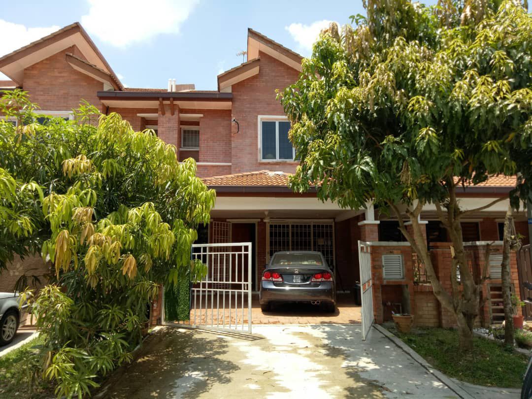 Double Storey Alam Budiman Seksyen U10, Shah Alam
