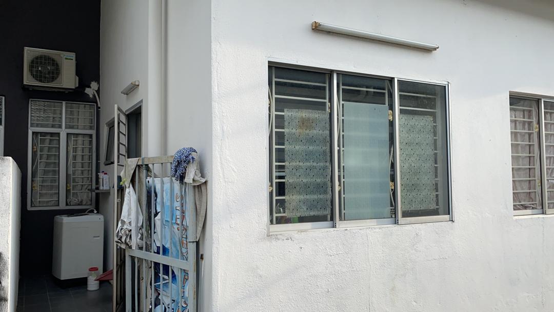 Single Storey Bandar Putera 2, Klang - photo 8