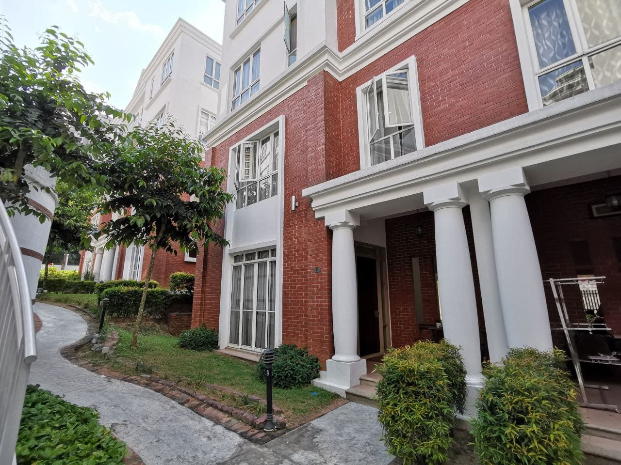 4 STOREY SEMI DETACHED HOUSE, DUTAMAS, MONT KIARA - photo 2
