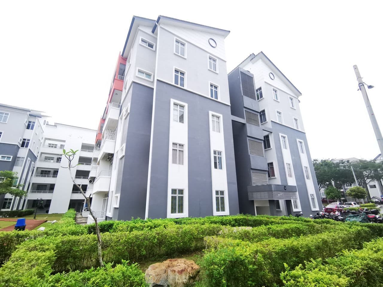 CASA DAHLIA Apartment, Bandar Baru Salak Tinggi, S
