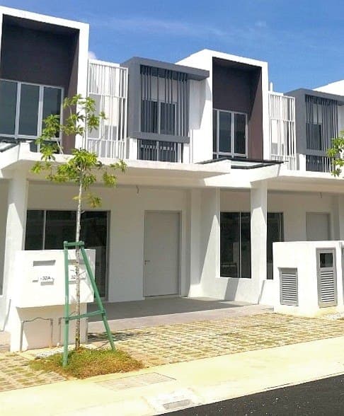 2 STOREY CASA VIEW, CYBERSOUTH