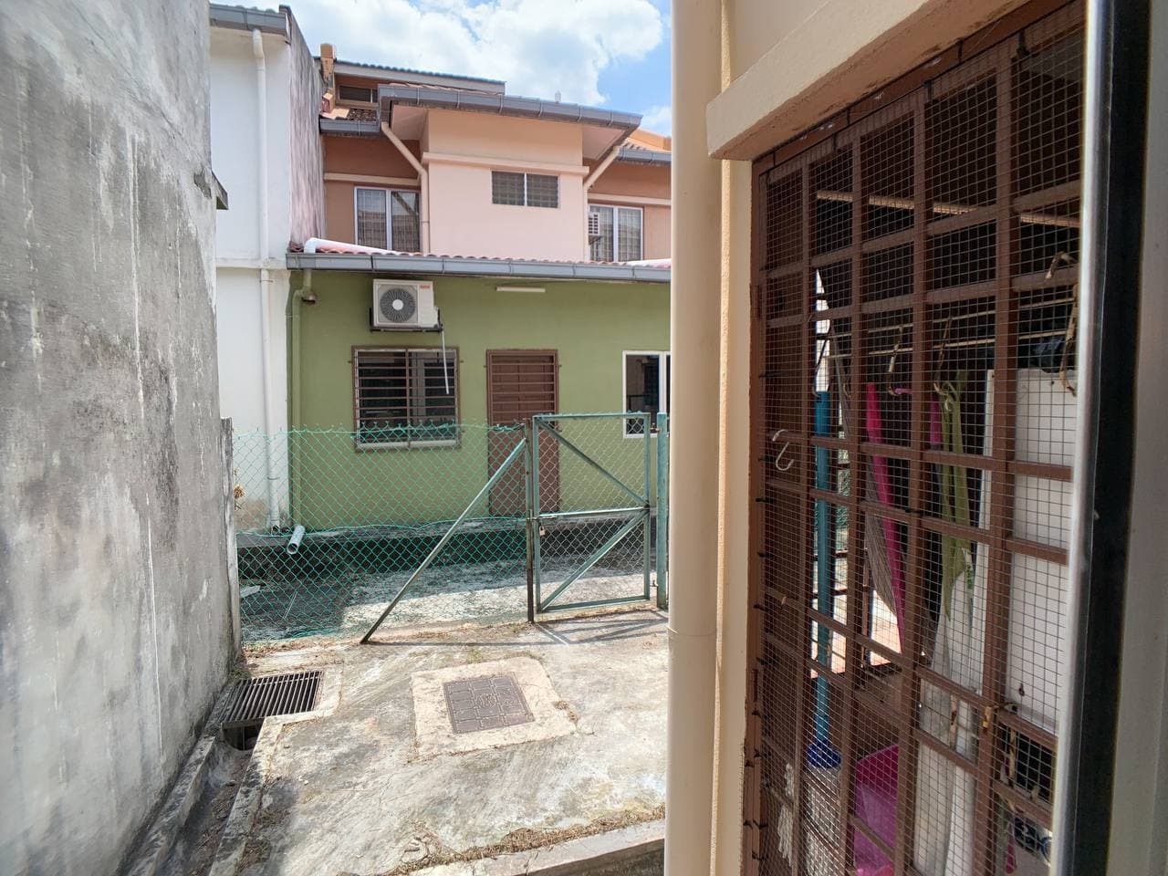 Double Storey Terrace House, Desa Alam Seksyen U12 - photo 10