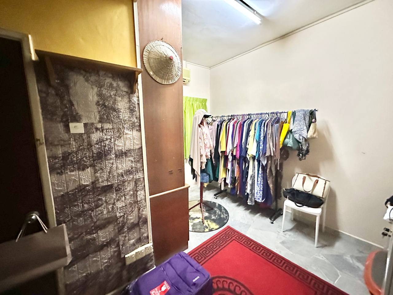 FREEHOLD FACING OPEN 2 STY HSE USJ 17 - photo 11