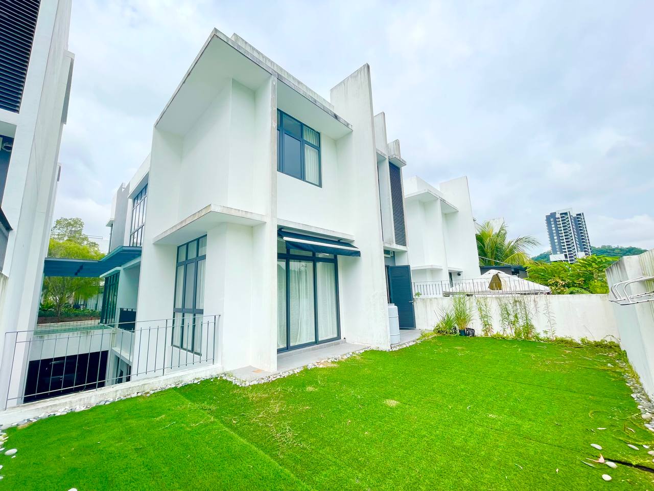 16 QUARTZ MELAWATI KUALA LUMPUR
