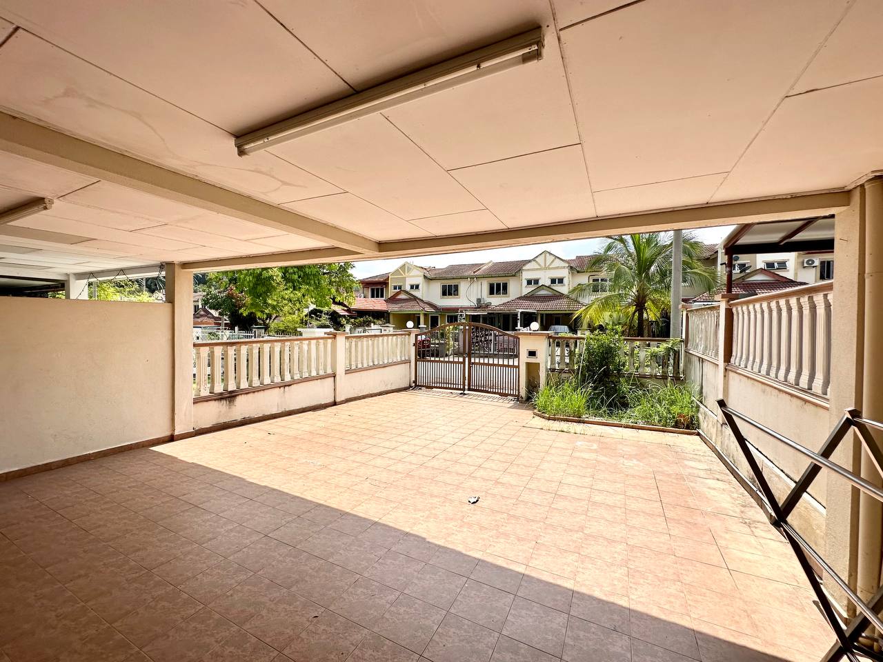 TERMURAH 2 STY HSE TAMAN DESA CASUARINA NILAI - photo 2
