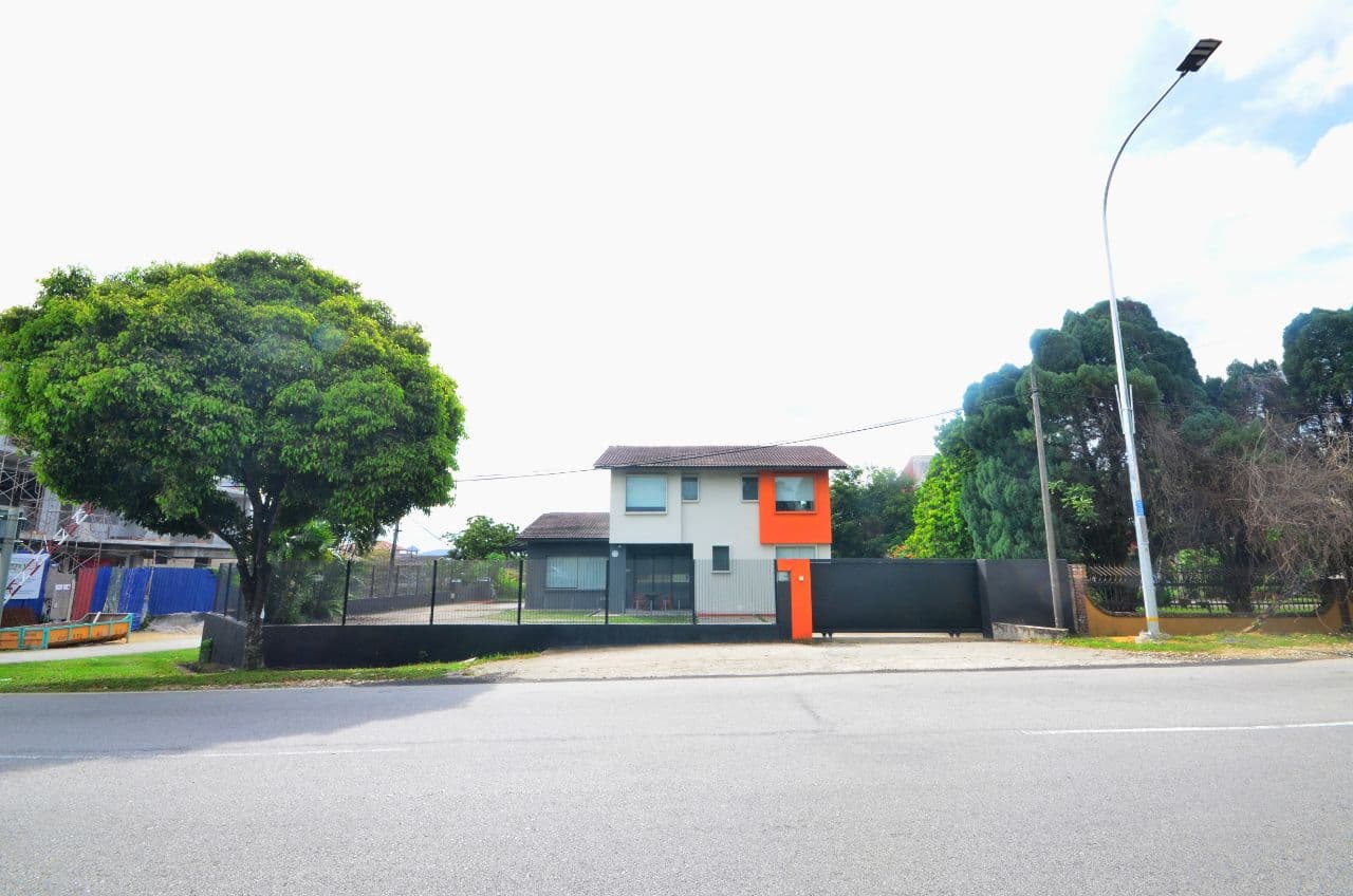 Reno 2 Storey Corner Bungalow SS3, Petaling Jaya