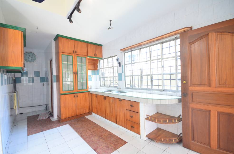 Renovated Corner Double Storey Seksyen 7 Shah Alam - photo 3