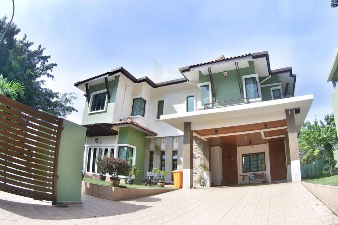 Beautiful Modern Bungalow Bukit Jelutong - photo 3