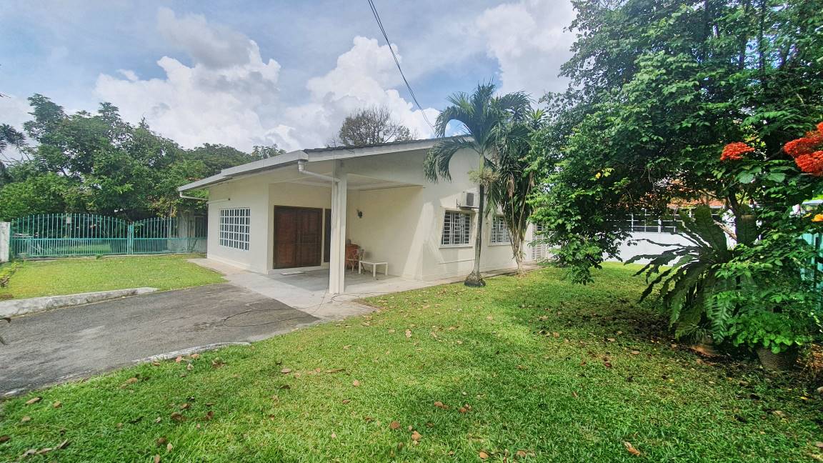 1Sty Bungalow at Taman Universiti, Kelana Jaya - photo 4