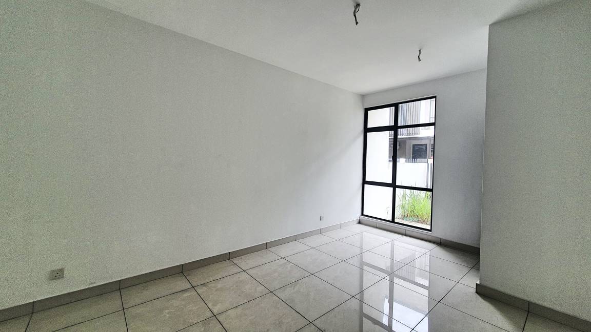2Sty Laman Glenmarie Phase 2B, Shah Alam, Selangor - photo 9