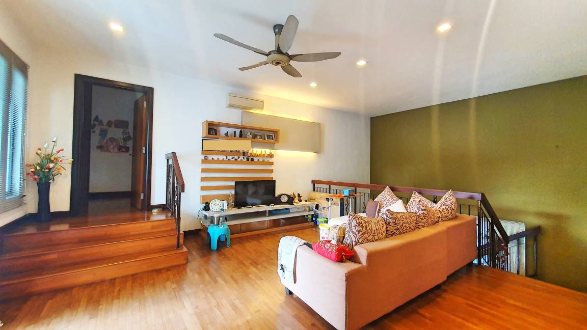 EndLot Bungalow at Setia Eco Park Phase 3B, - photo 2