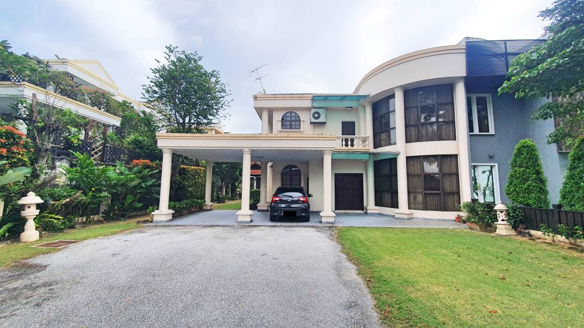 Semi Detached House at KGSAAS Seksyen 13,Shah Alam