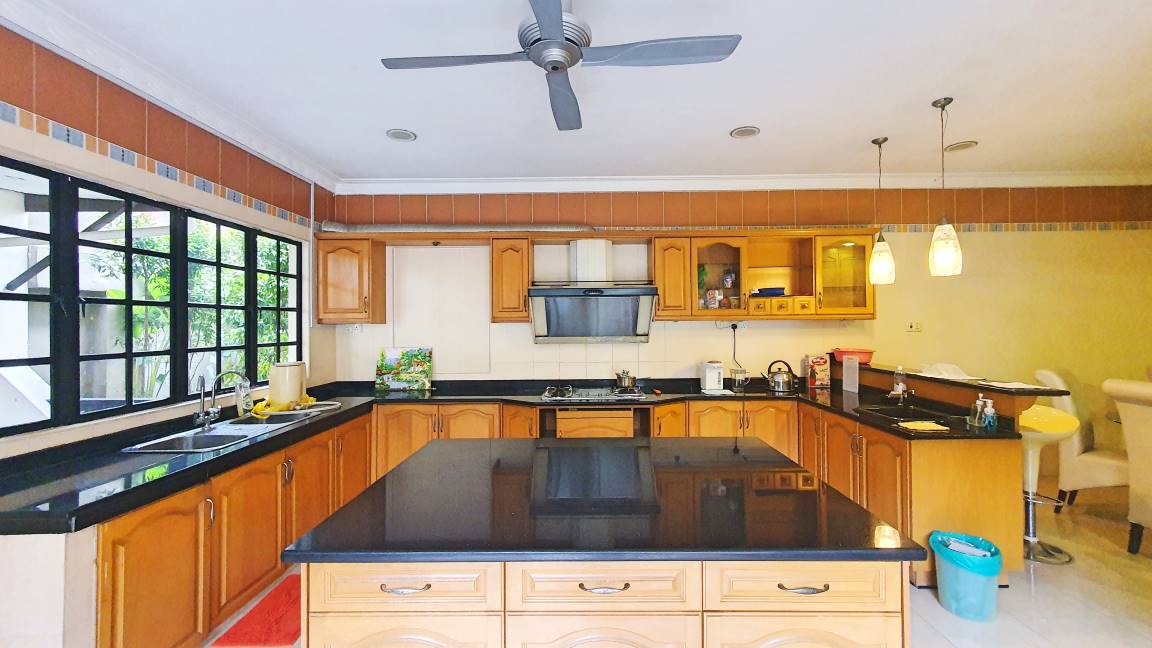 Semi Detached House at KGSAAS Seksyen 13,Shah Alam - photo 6