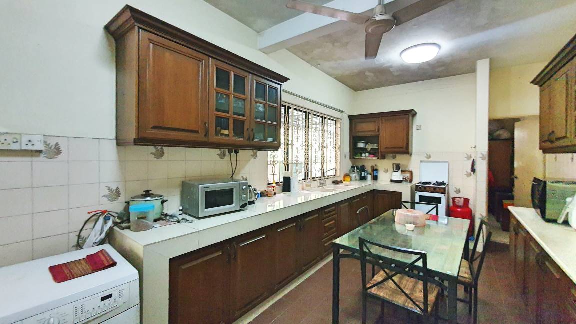 1 Storey Bungalow at Lorong Travers, Kuala Lumpur - photo 2