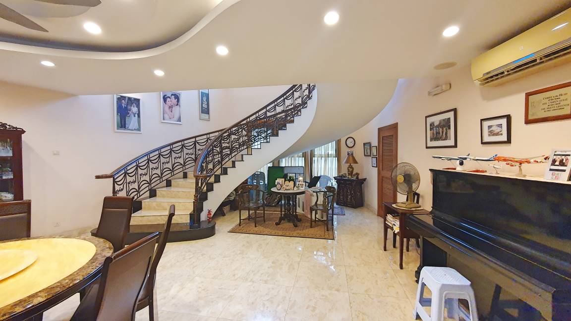 2 Storey Bungalow at Jalan Menara, Bukit Jelutong - photo 5