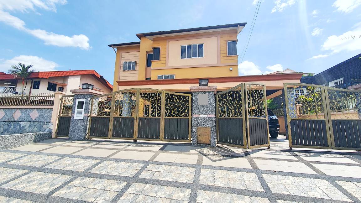 3 Storey Bungalow at Seksyen 2, Shah Alam - photo 1