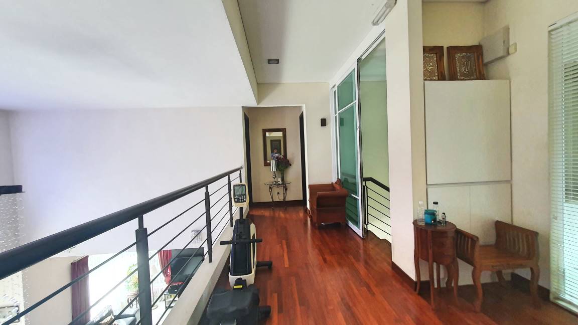 3Sty Bungalow at Teratai Villa Kayangan Heights - photo 3