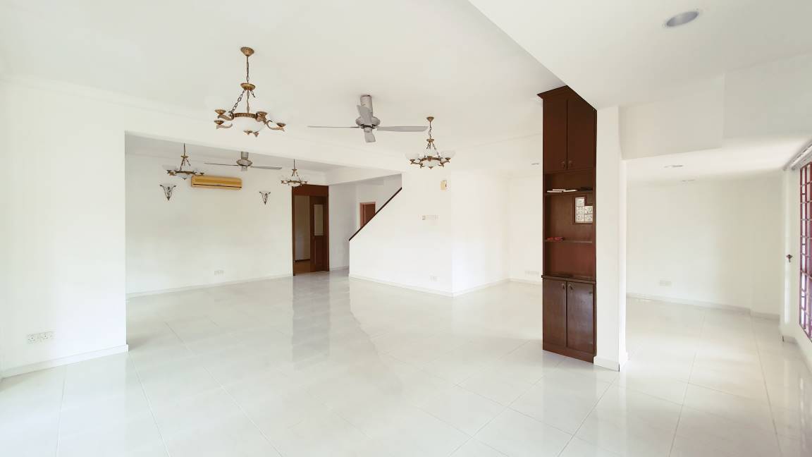 Intermediate EndLot terrace at Jalan Adang - photo 3