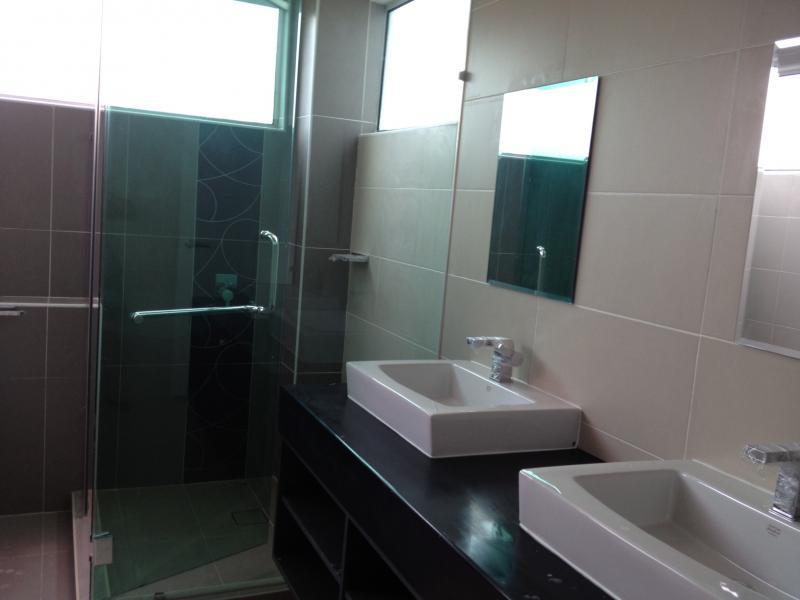 3 Storey Freehold Endlot USJ Heights Cyprus - photo 4