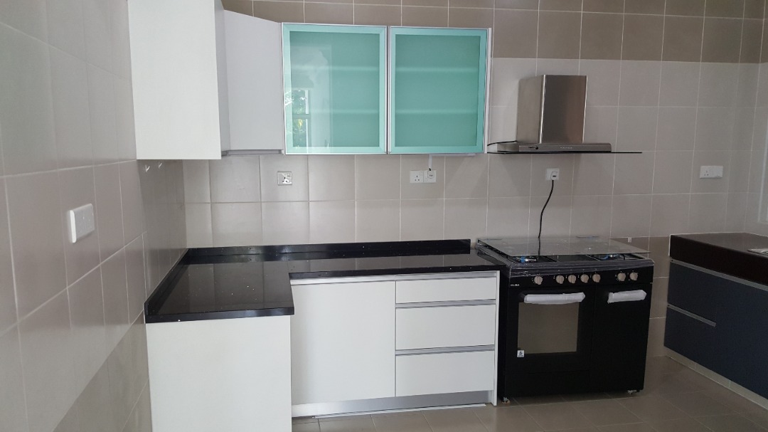 3 Storey Freehold Endlot USJ Heights Cyprus - photo 6