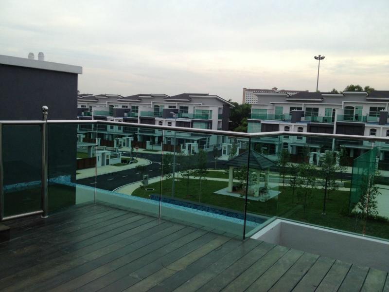 3 Storey Freehold Endlot USJ Heights Cyprus - photo 9