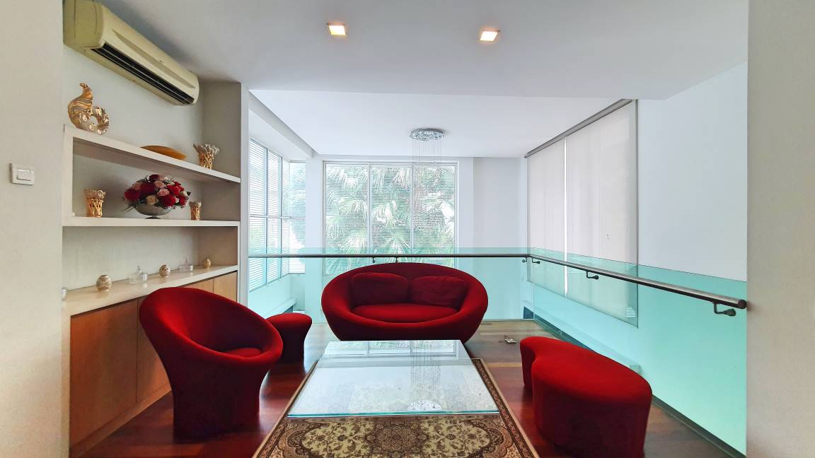 2 Sty Modern Bungalow at Jalan Topaz Seksyen 7, - photo 12