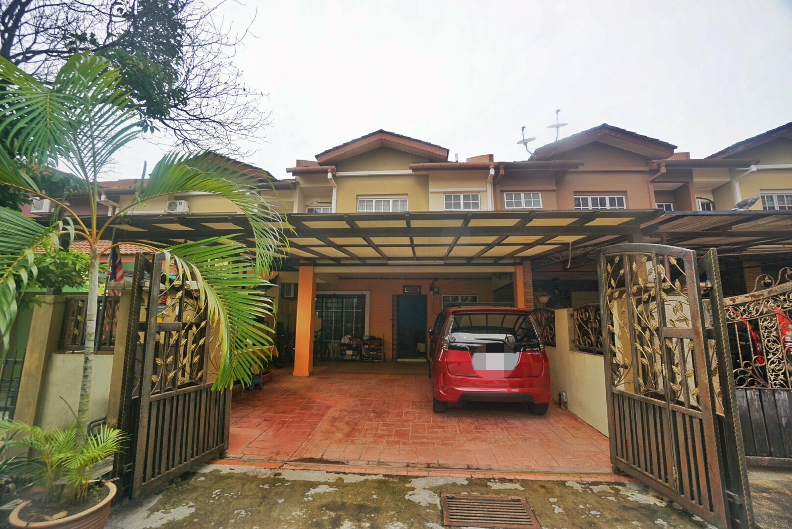 2 Storey House Bandar Tun Hussein Onn Cheras