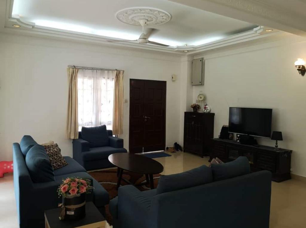 Double Storey Jalan Rabung, Bukit Jelutong - photo 4