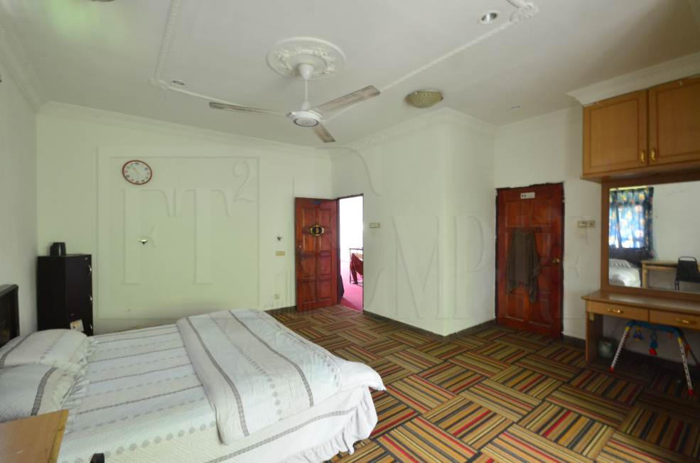DOUBLE STOREY BUNGALOW AT SEKSYEN 13 SHAH ALAM - photo 7