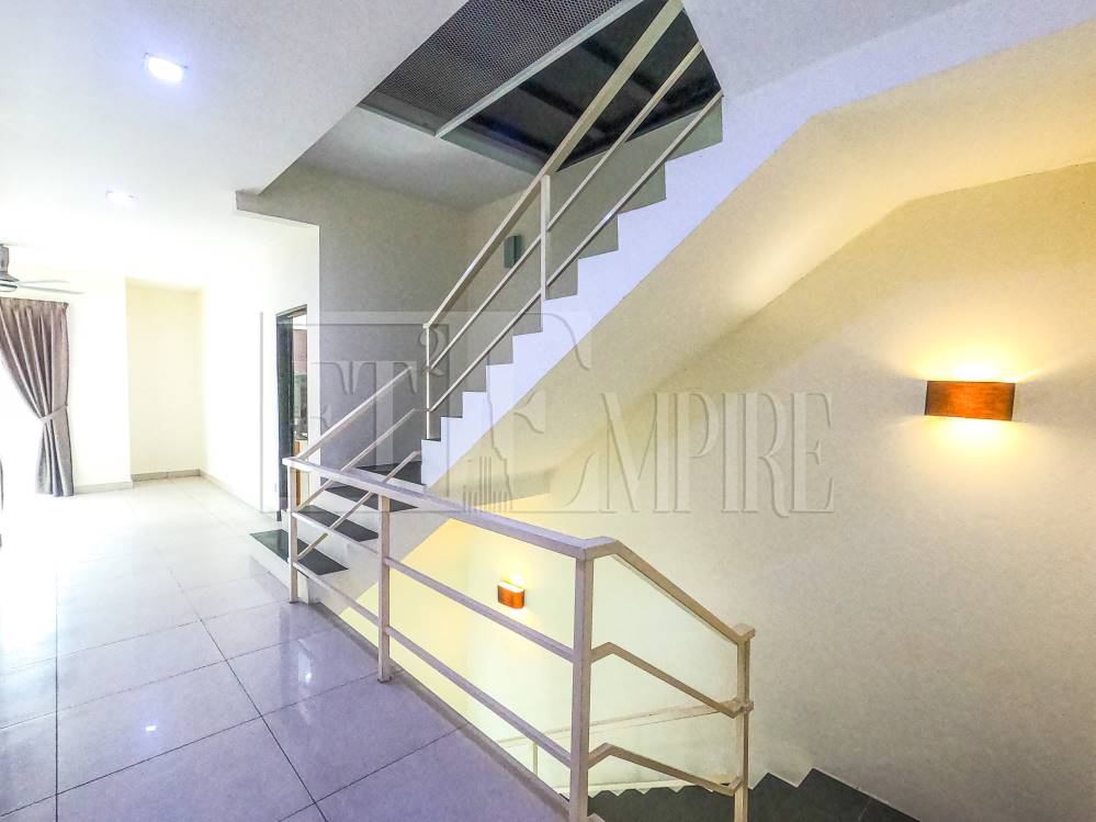 Exclusive 3 Storey Semi-D Villa Putramas Shah Alam - photo 9