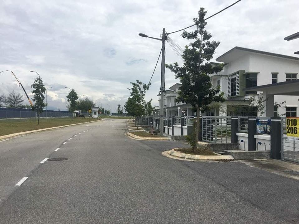 2 STOREY HILLPARK PUNCAK ALAM PINES - photo 4