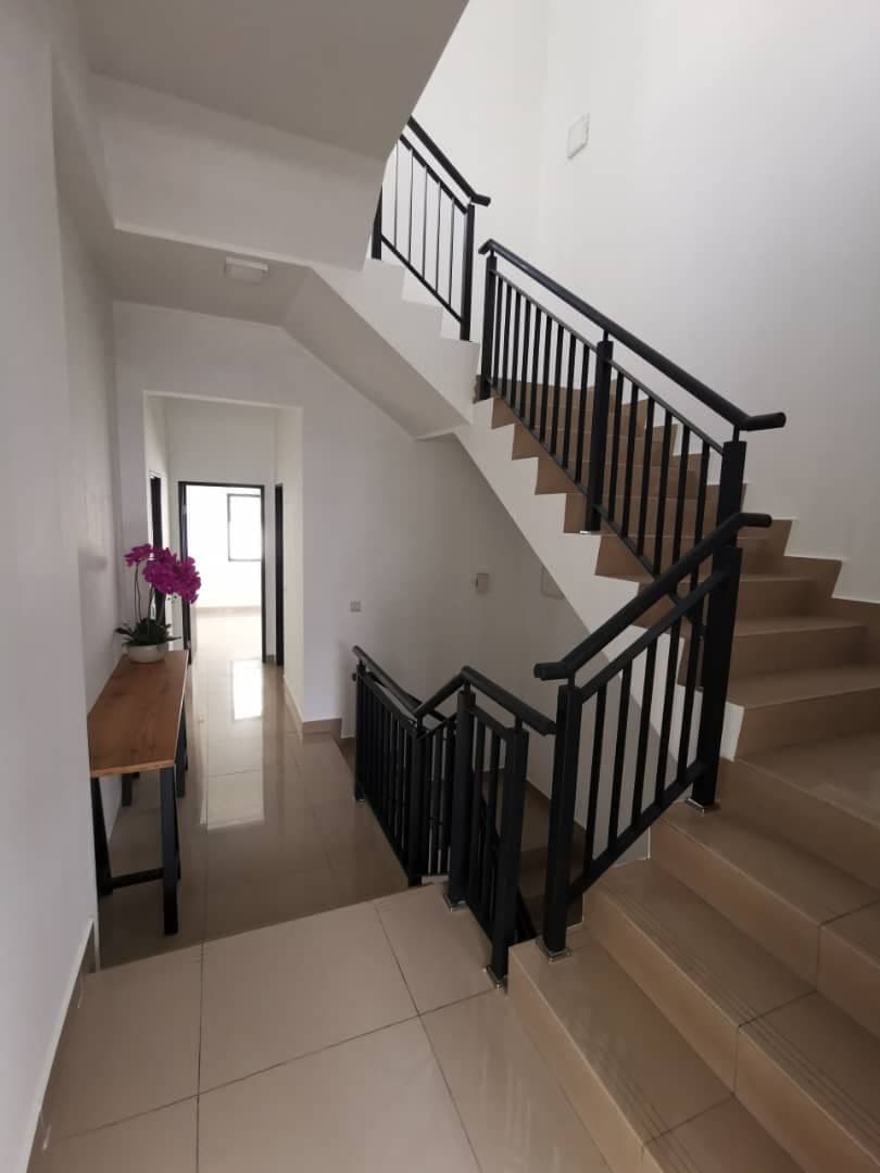 3 Sty Terrace Caffra, Jalan Setia Utama Shah Alam - photo 6
