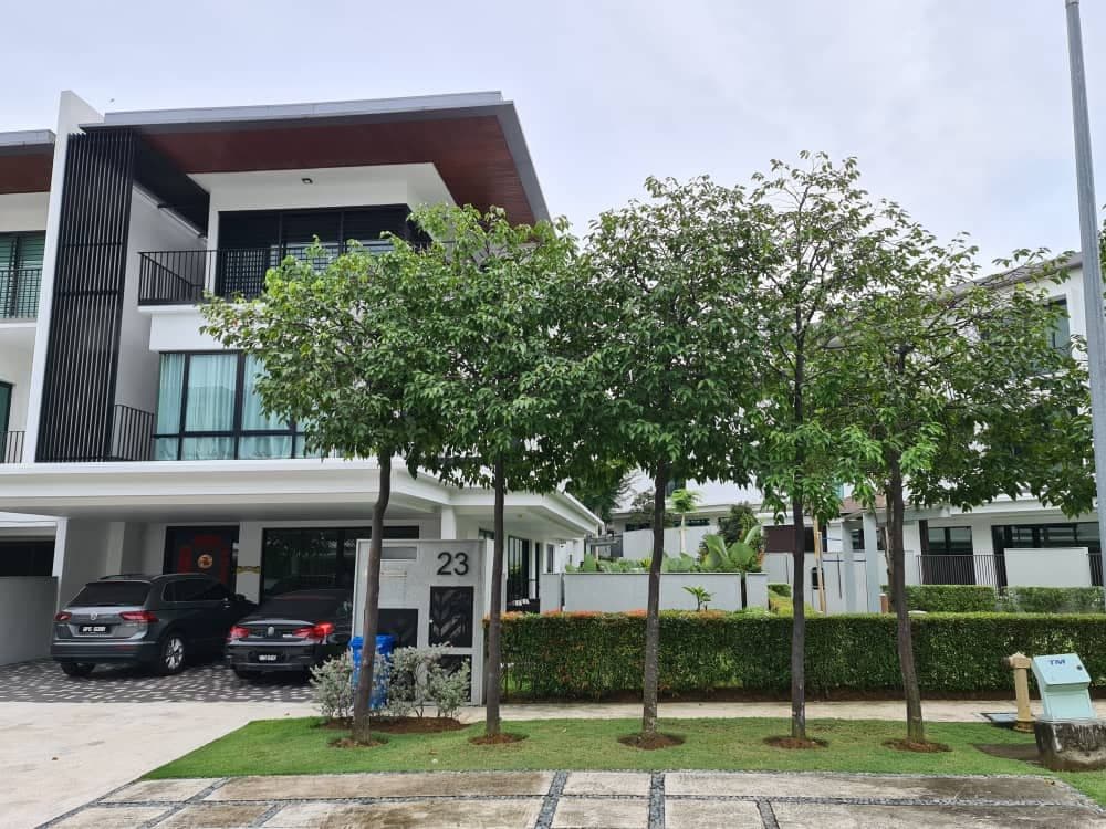 3 Storey Corner with Land Duta Villa Setia Alam - photo 1
