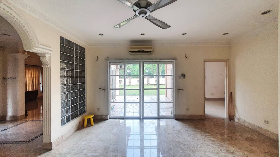 Bungalow House at Bidai Residence, Bukit Jelutong - photo 8