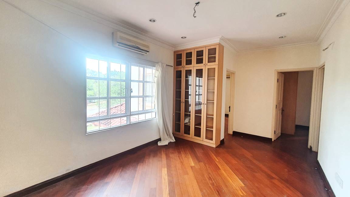 Bungalow House at Bidai Residence, Bukit Jelutong - photo 9