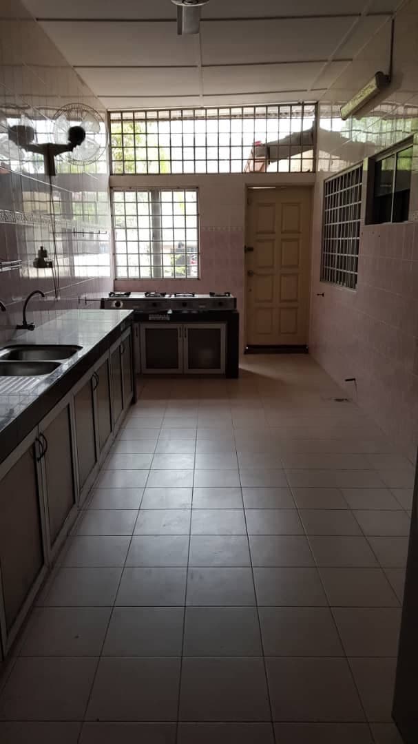 2 STOREY SEMI D Sekyen 9, Shah Alam - photo 2