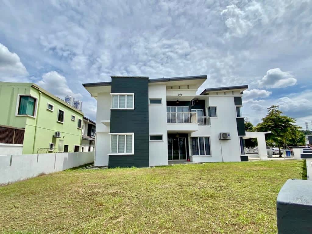 2 Storey Corner house Alam Impian Come with huge - photo 3