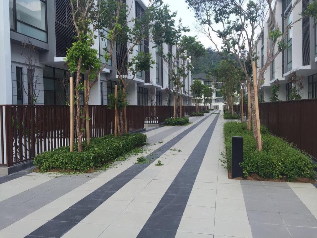 Embun Kemensah 4 Storey Endlot Courtyard Villa